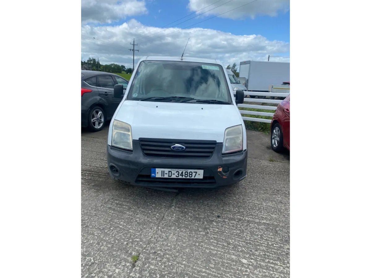 Ford Transit Connect SWB 1.8 TDCI 75PS 5DR - Image 3