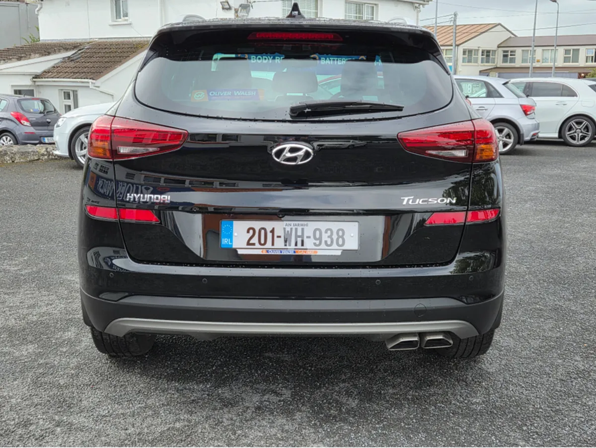 Hyundai Tucson IX35 EXECUTIVE PLUS 5DR - Image 3