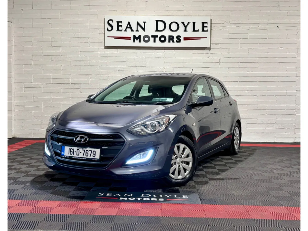 Hyundai i30 1.4 PETROL CLASSIC 5DR Manual - Image 2