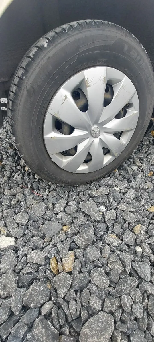 Toyota Aqua 2016 - Image 4