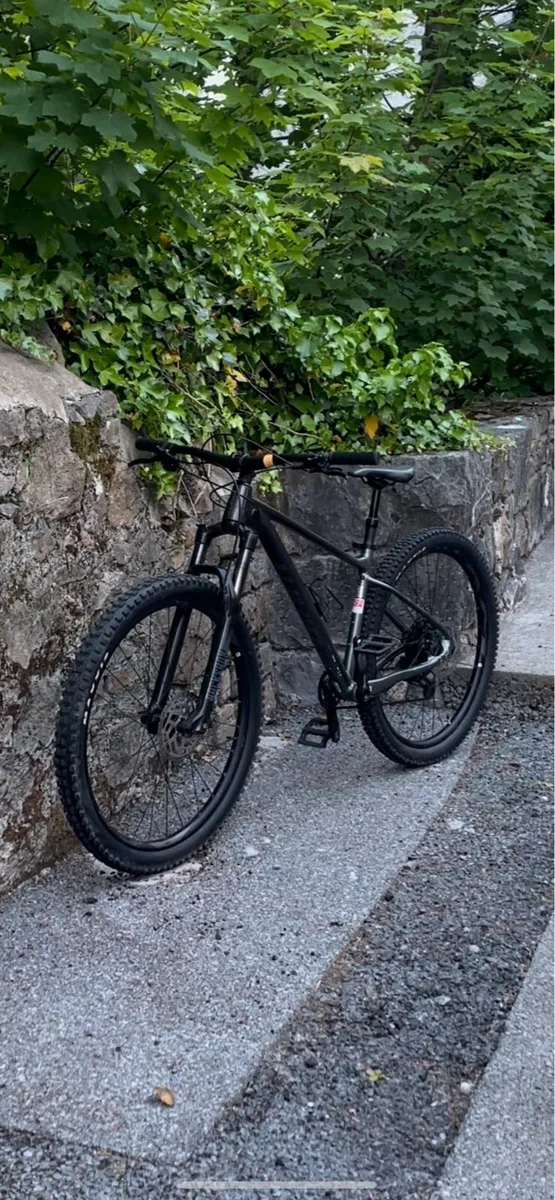 Giant fathom mountain bike - Image 2