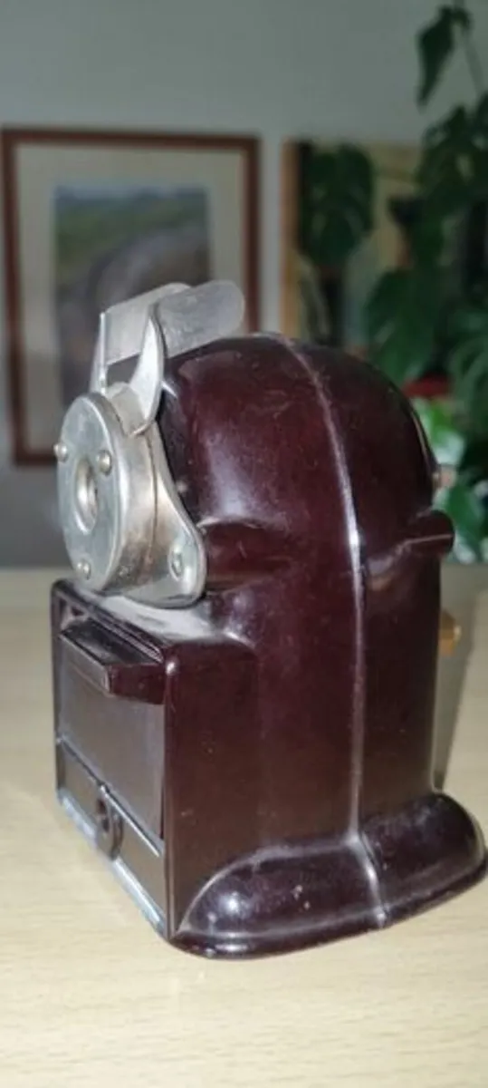 Vintage Bakelite Pencil Sharpener - Image 2