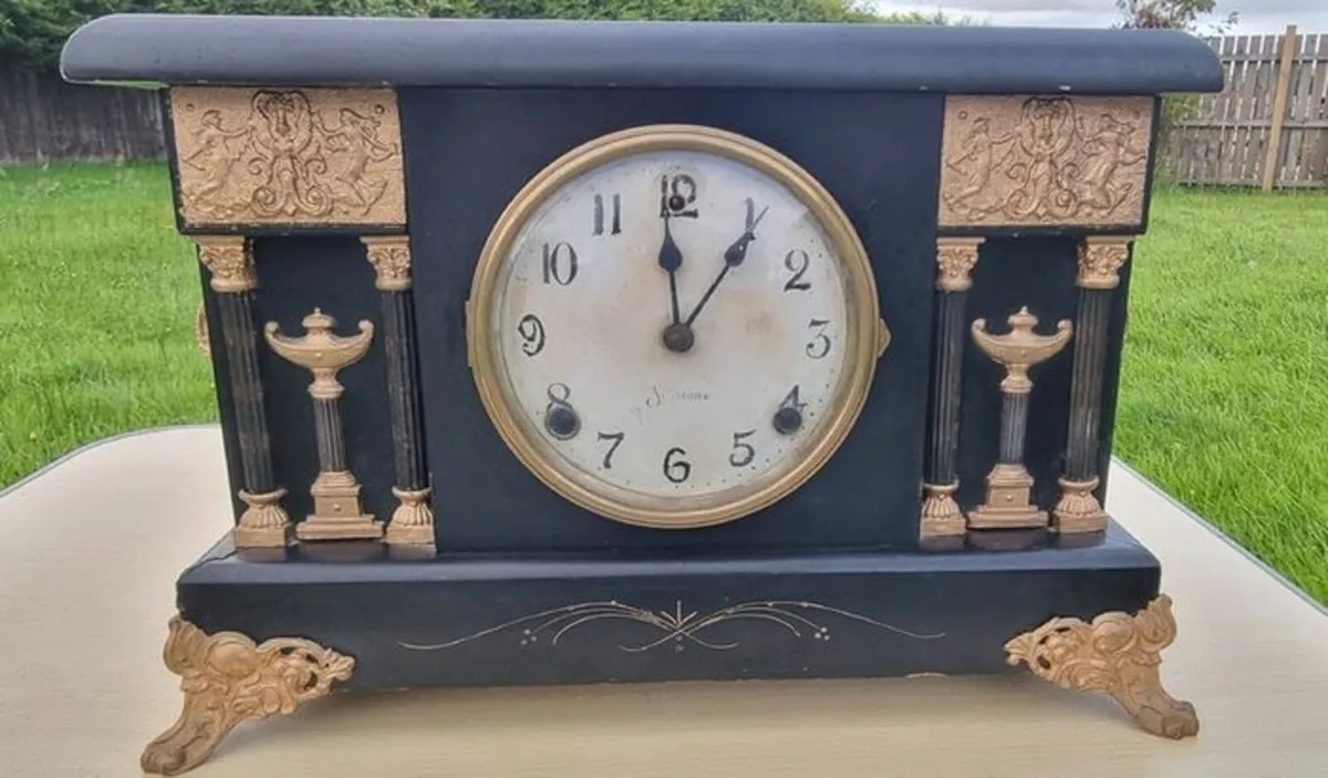 Vintage Sessions Mantel Clock - Image 1