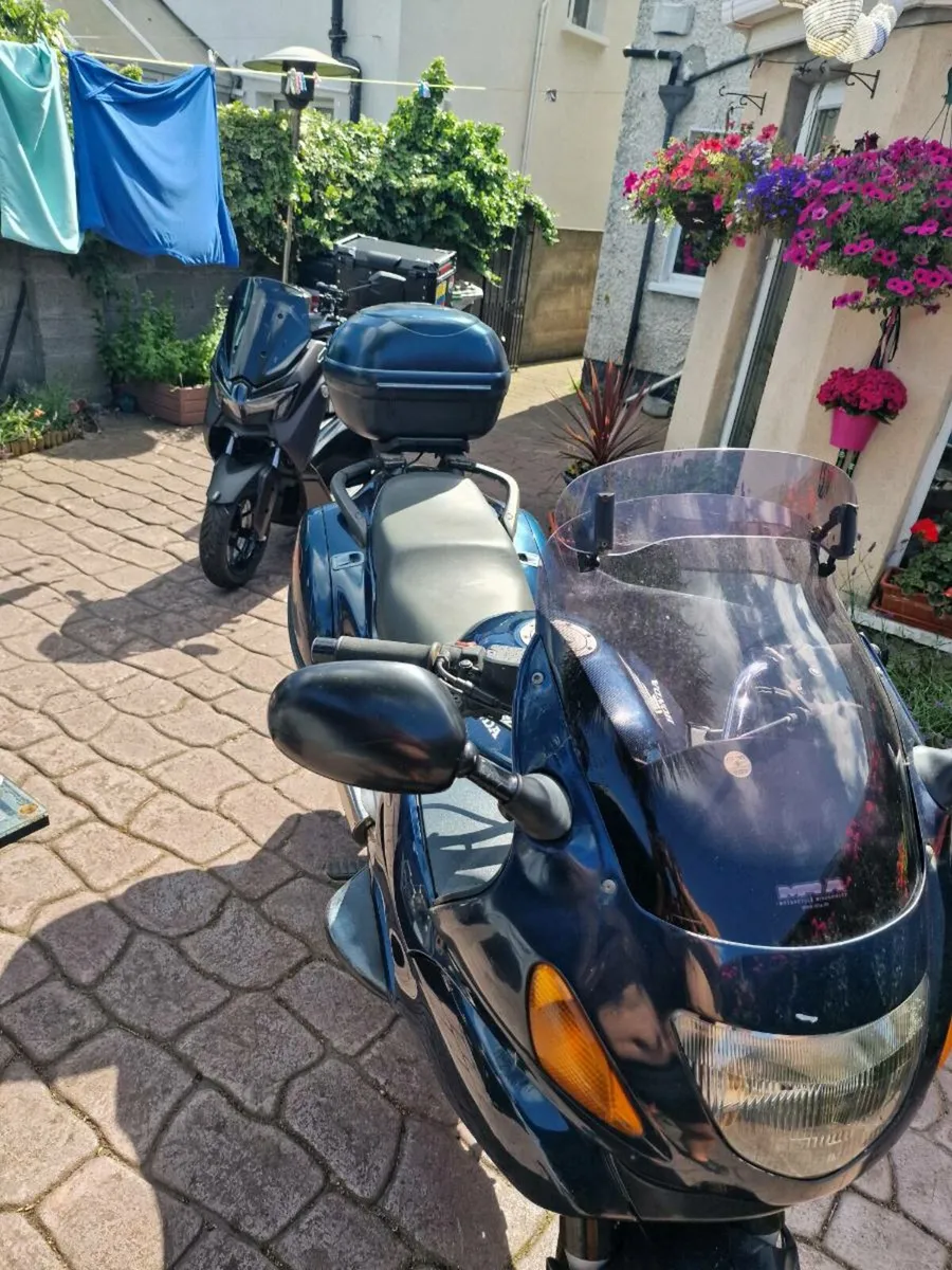 Honda NTV650 Deauville Tourer - Image 3