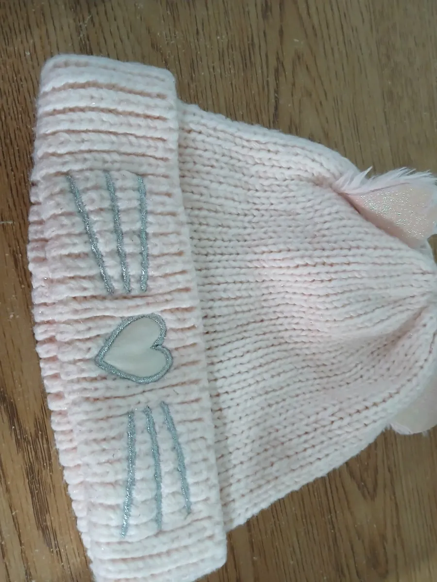 Baby's/child's pink hat, great condition - Image 3