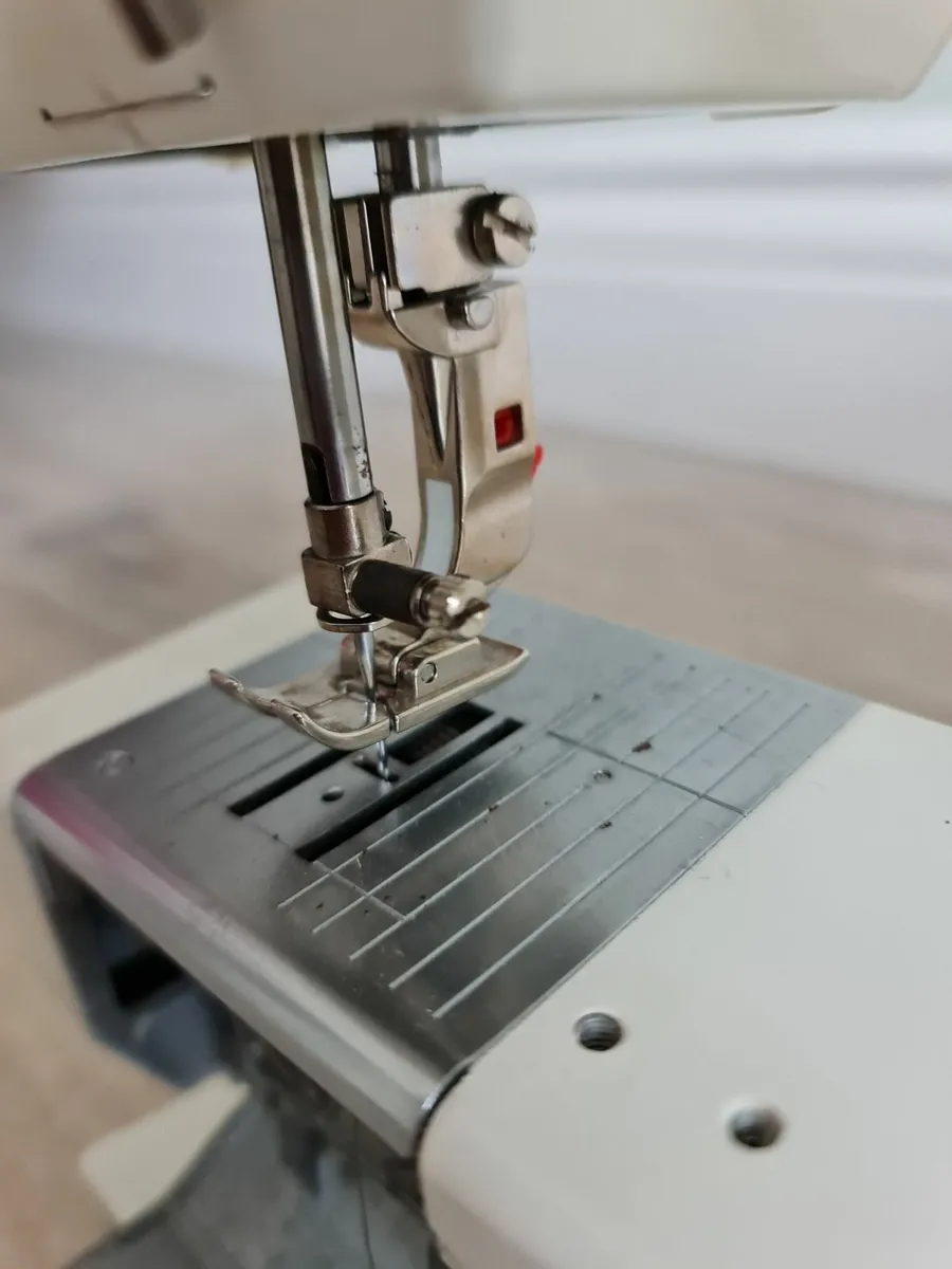 Sewing Machine - Image 4