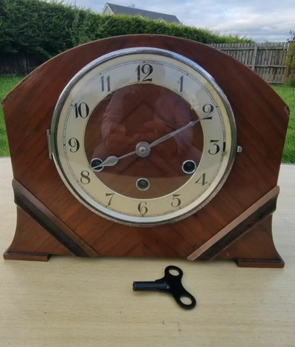 Vintage mantel clock - Haller A.G. - Image 1