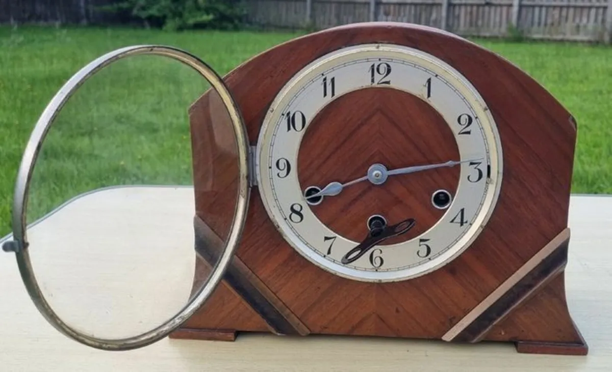 Vintage mantel clock - Haller A.G. - Image 4