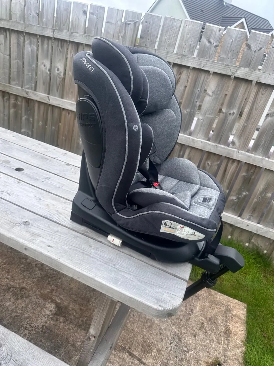 Childs car seat - Image 1