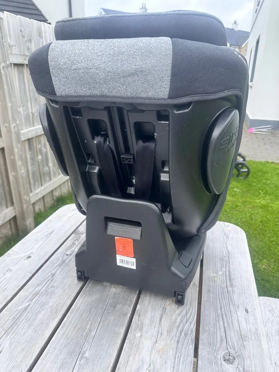 Childs car seat - Image 2