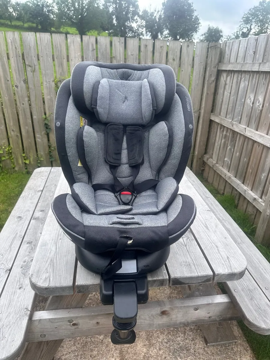 Childs car seat - Image 4