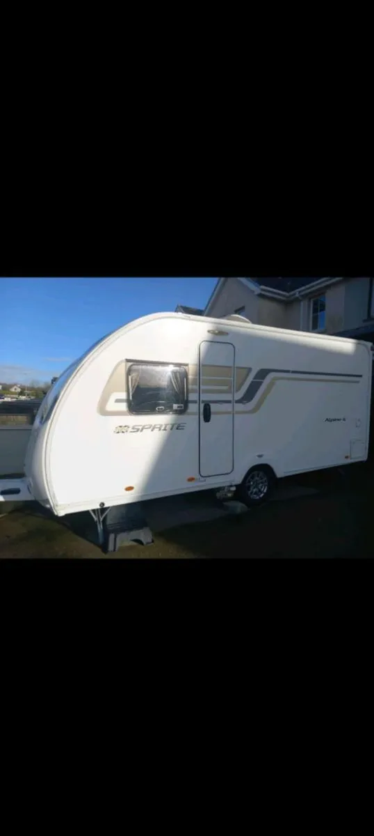 Caravan - Image 2