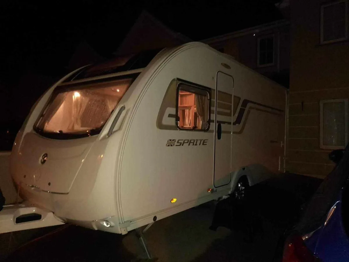 Caravan - Image 3
