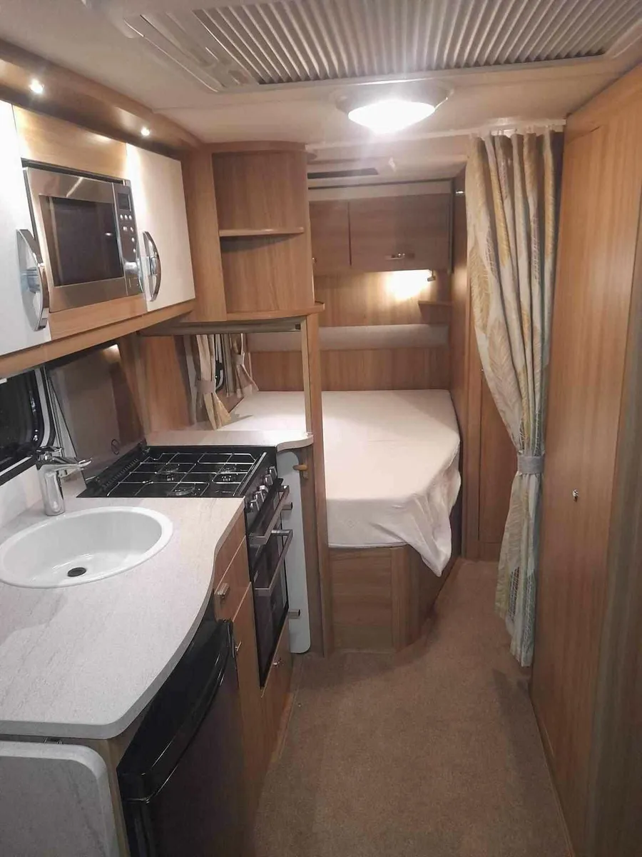 Caravan - Image 4