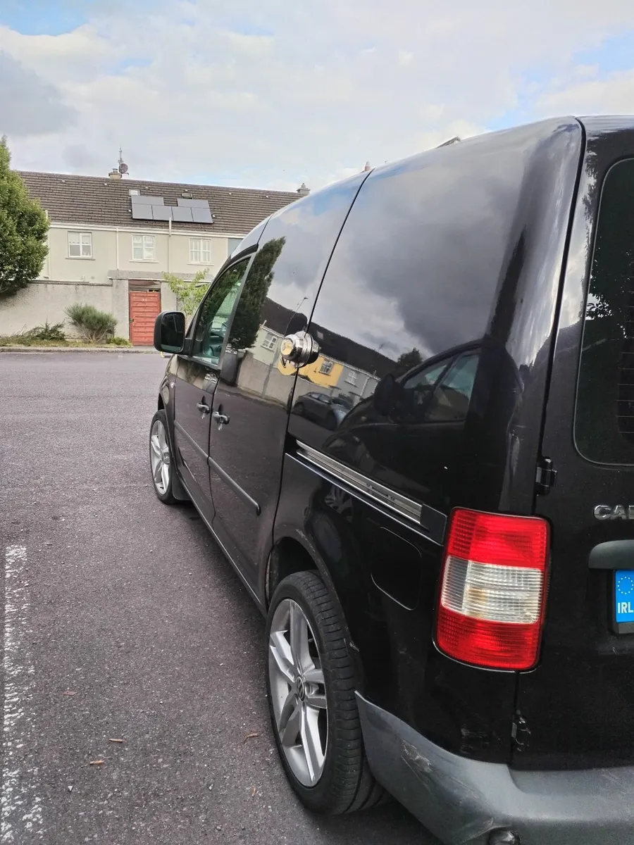 Volkswagen Caddy 2007 - Image 4