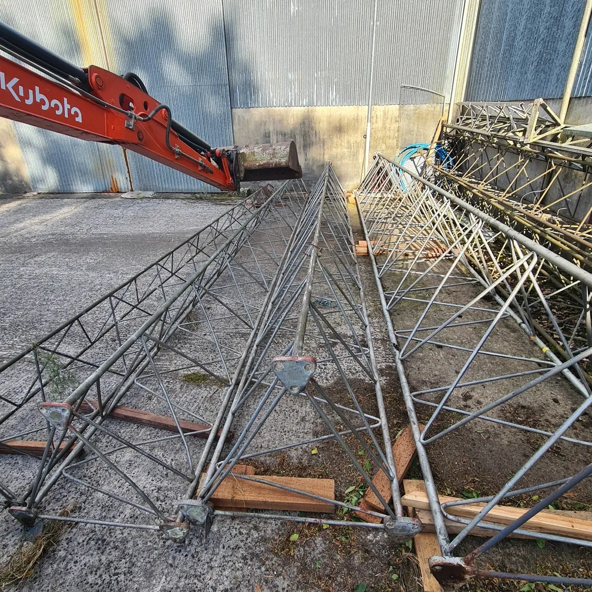 Tower Mast - Image 1