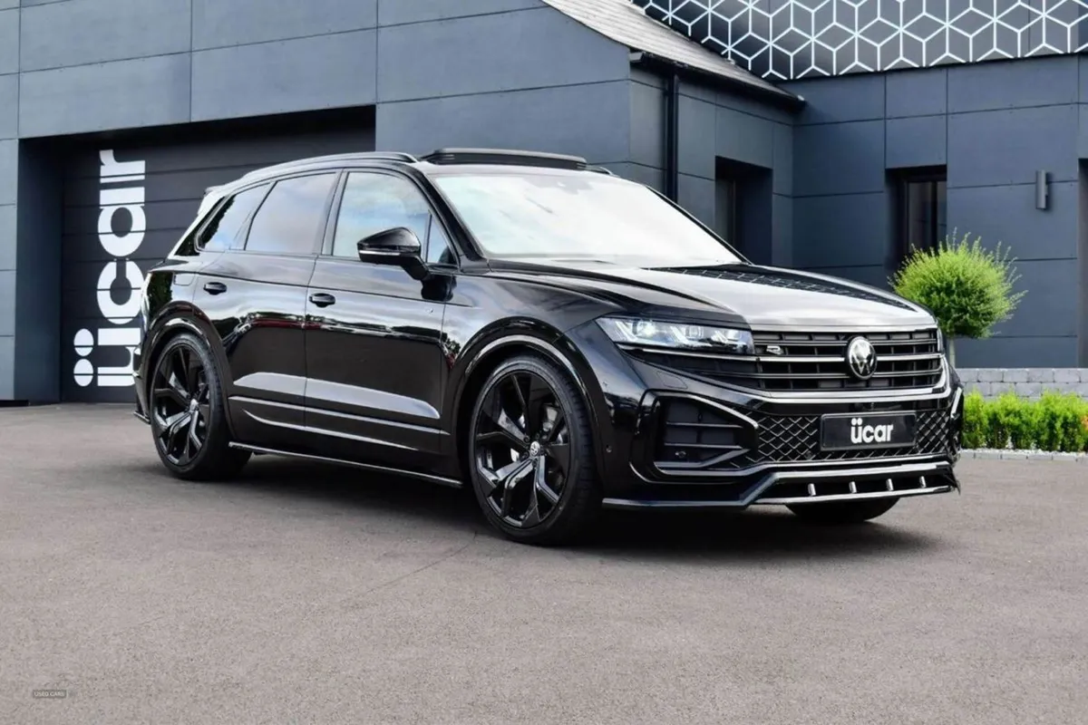 Volkswagen Touareg 3.0 TDI V6 Black Edition - Image 1