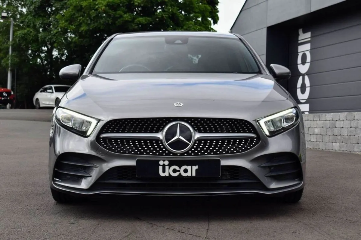 Mercedes-Benz A-Class 2.0 A220d AMG Line - Image 2