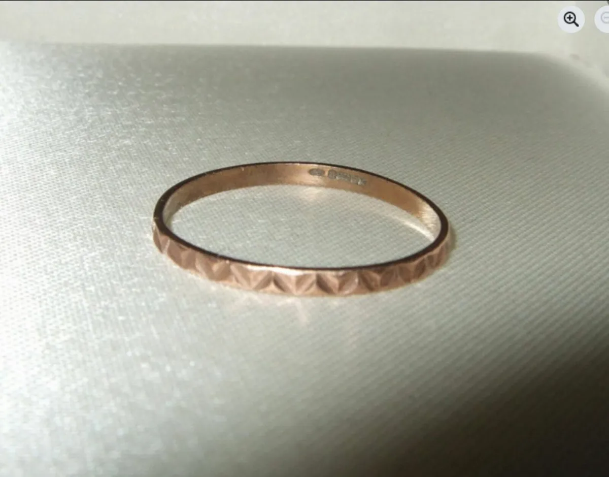 Vintage 9ct Rose Gold Hallmarked Unisex Ring - Image 1