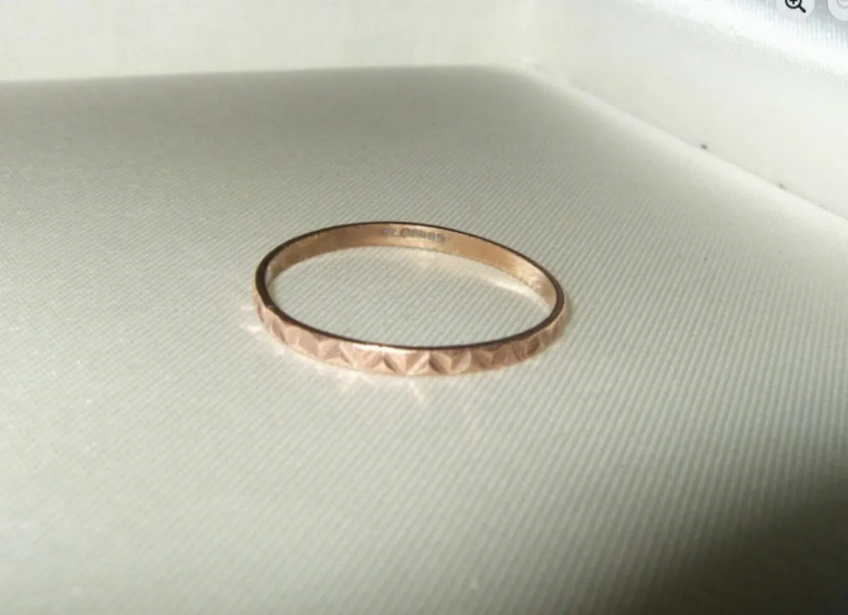 Vintage 9ct Rose Gold Hallmarked Unisex Ring - Image 3