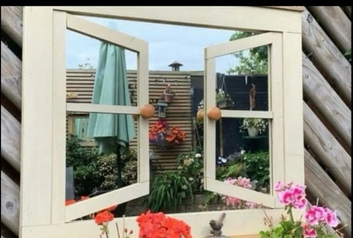 Garden mirror window - Image 1