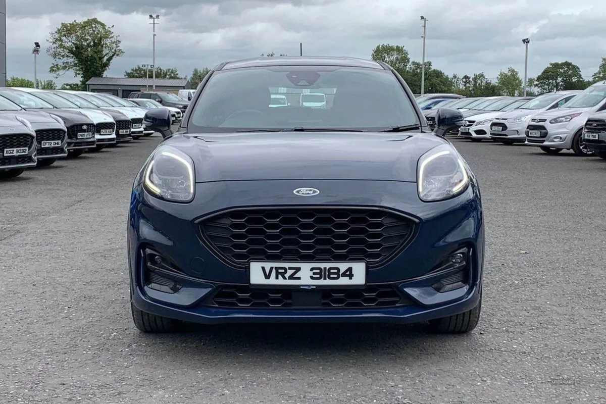 Ford Puma 1.0t 125PS St-line in Blazer Blue With - Image 4