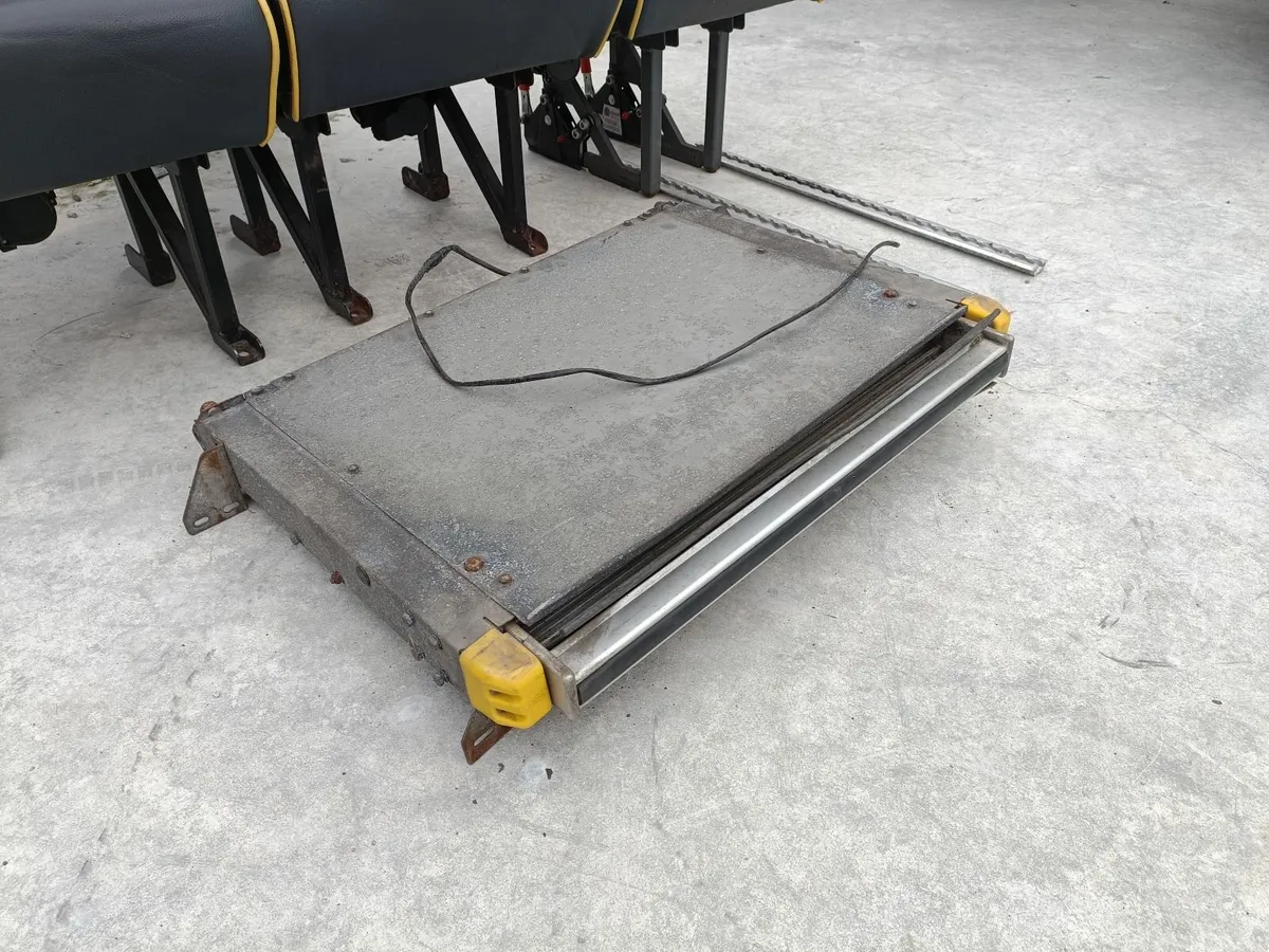Crewcab seats - Image 4