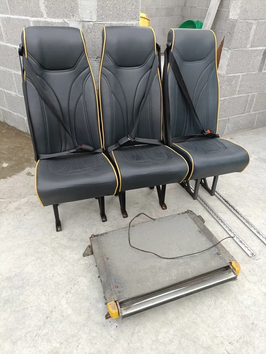 Crewcab seats - Image 1