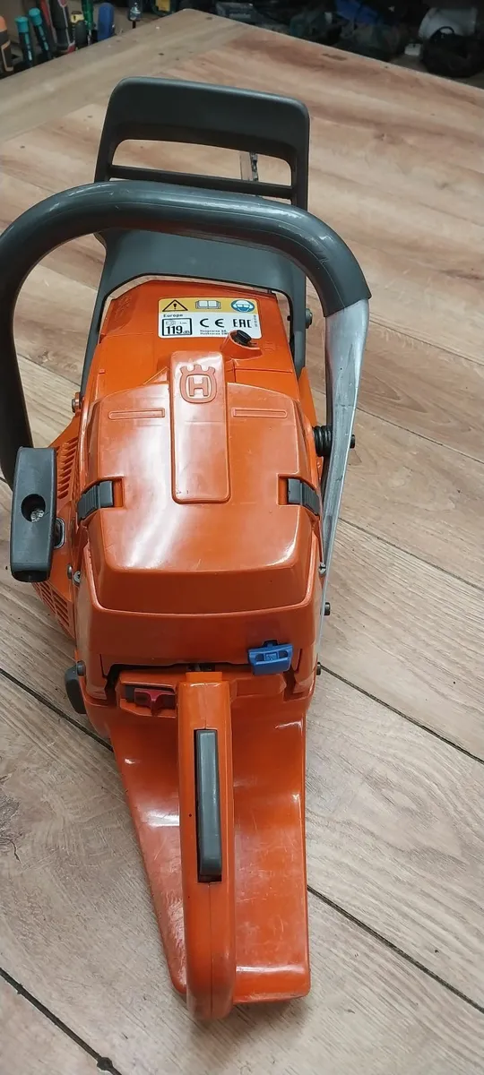 Husqvarna chainsaw - Image 4