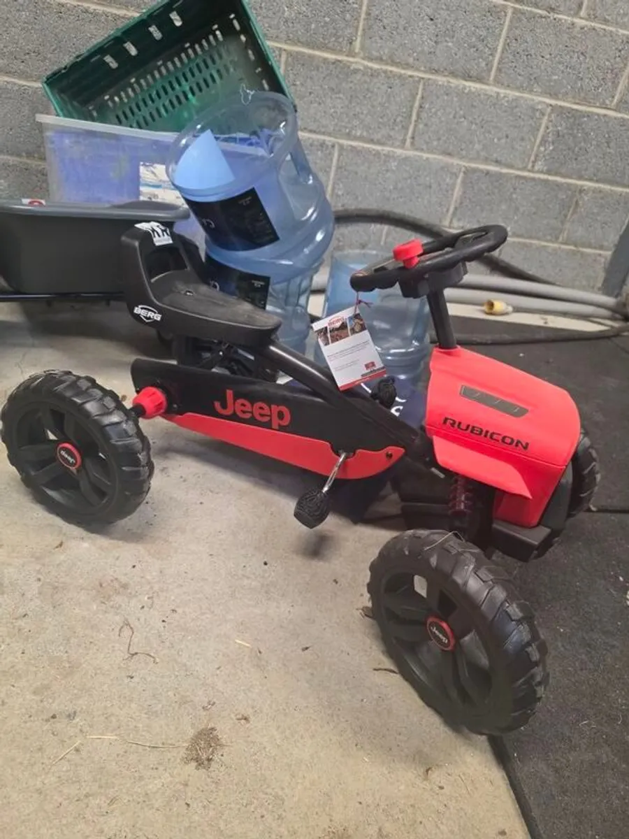 Berg Jeep go cart - Image 3