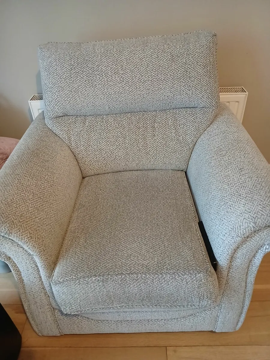 3 seater sofa with matching chair - Image 2