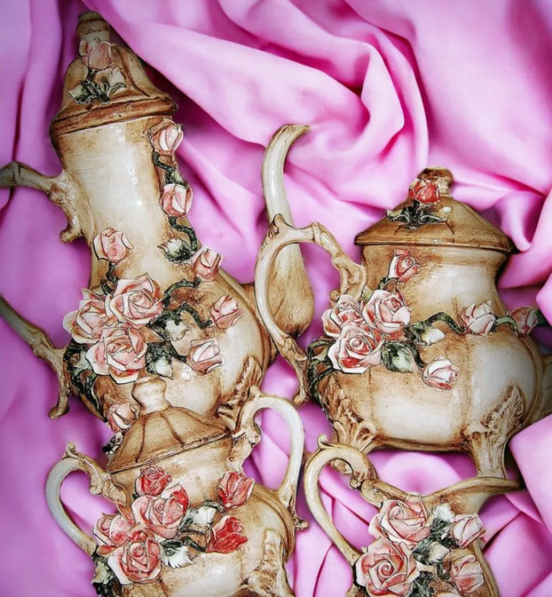Authentic Vintage Capodimonte Set Ex-condition - Image 1
