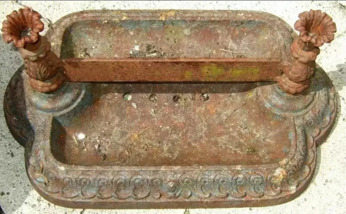 Vintage Cast Iron Boot Scraper - Image 4