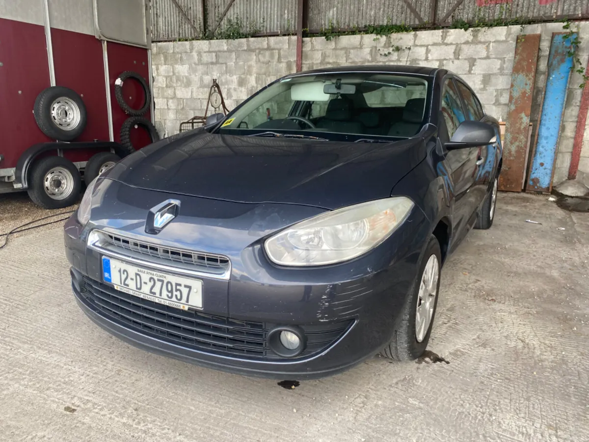 Renault Fluence 2012 - Image 2