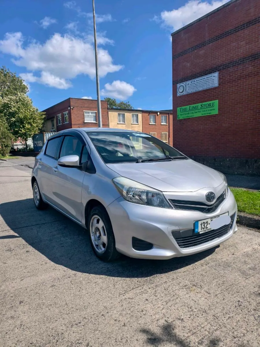 Automatic Toyota Vitz 2013 TAX/NCT - Image 3