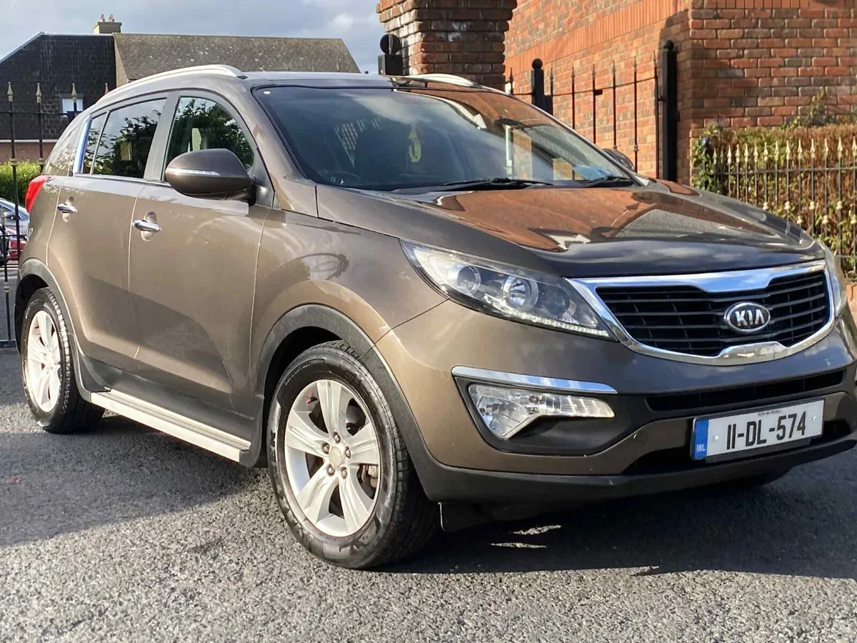 Kia Sportage 2011 high Spec - Image 3