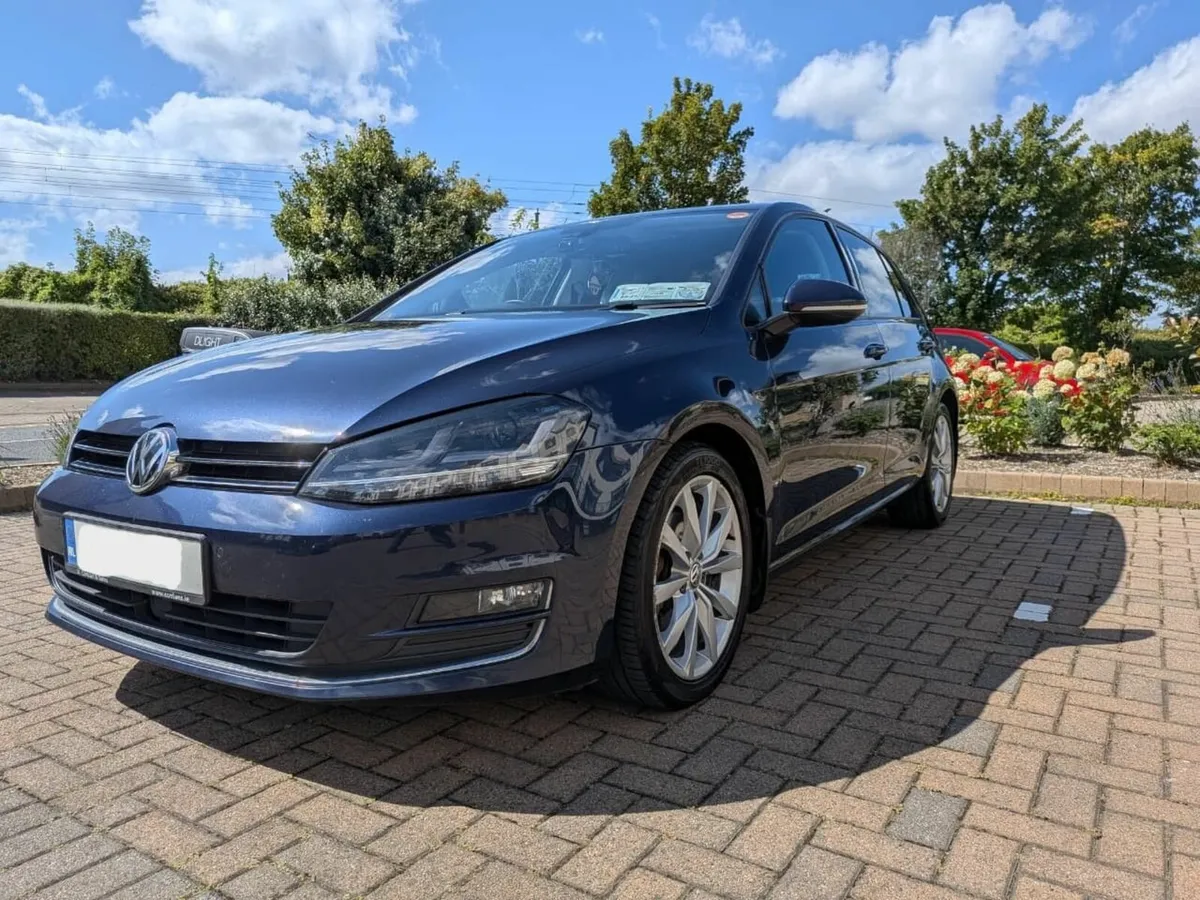 VW Golf 2016 Highline 1.6 TDI 110HP Manual - Image 3