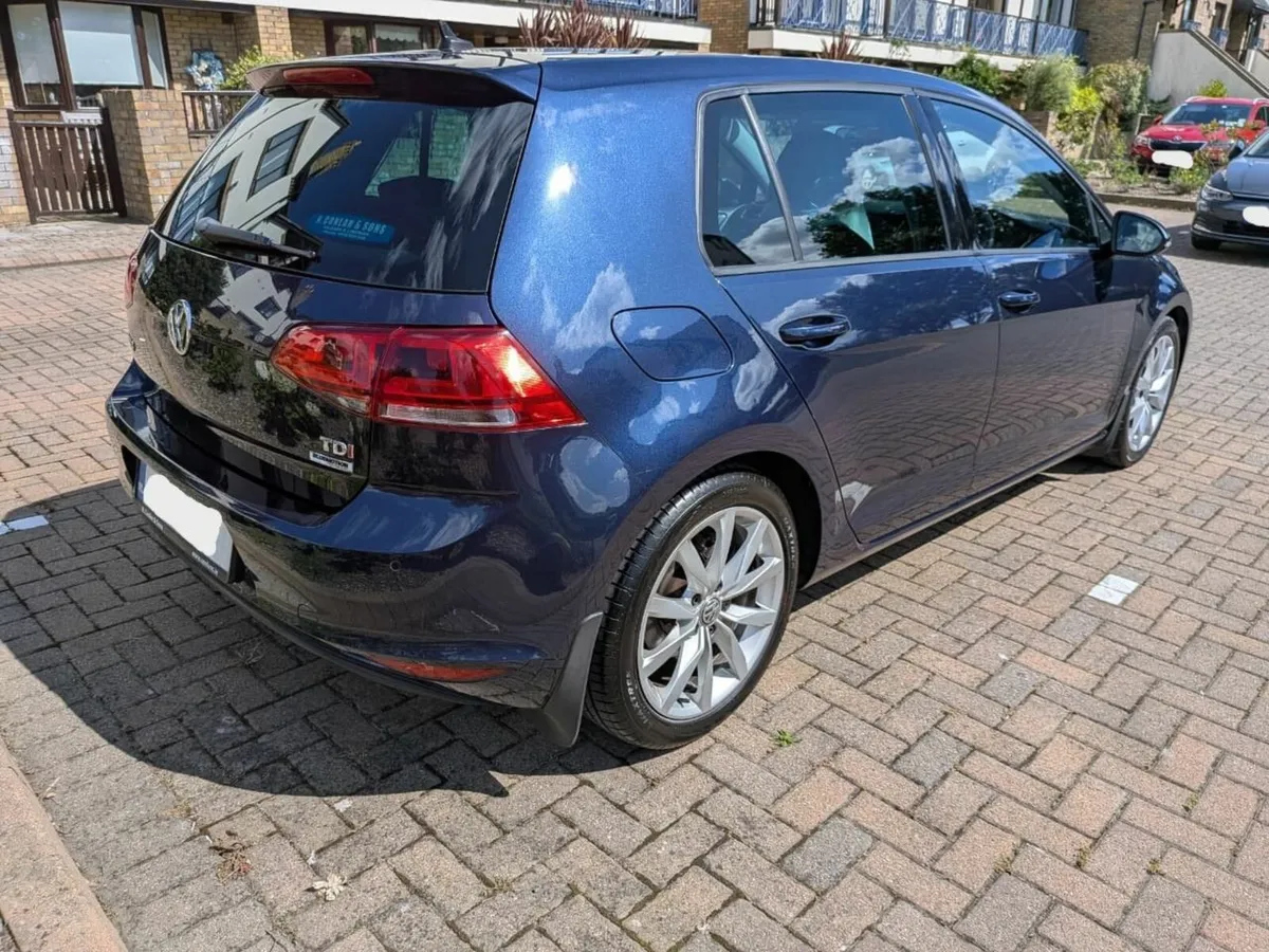 VW Golf 2016 Highline 1.6 TDI 110HP Manual - Image 4
