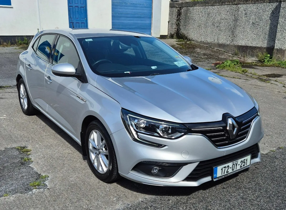 Renault Megane 2017 - Image 2