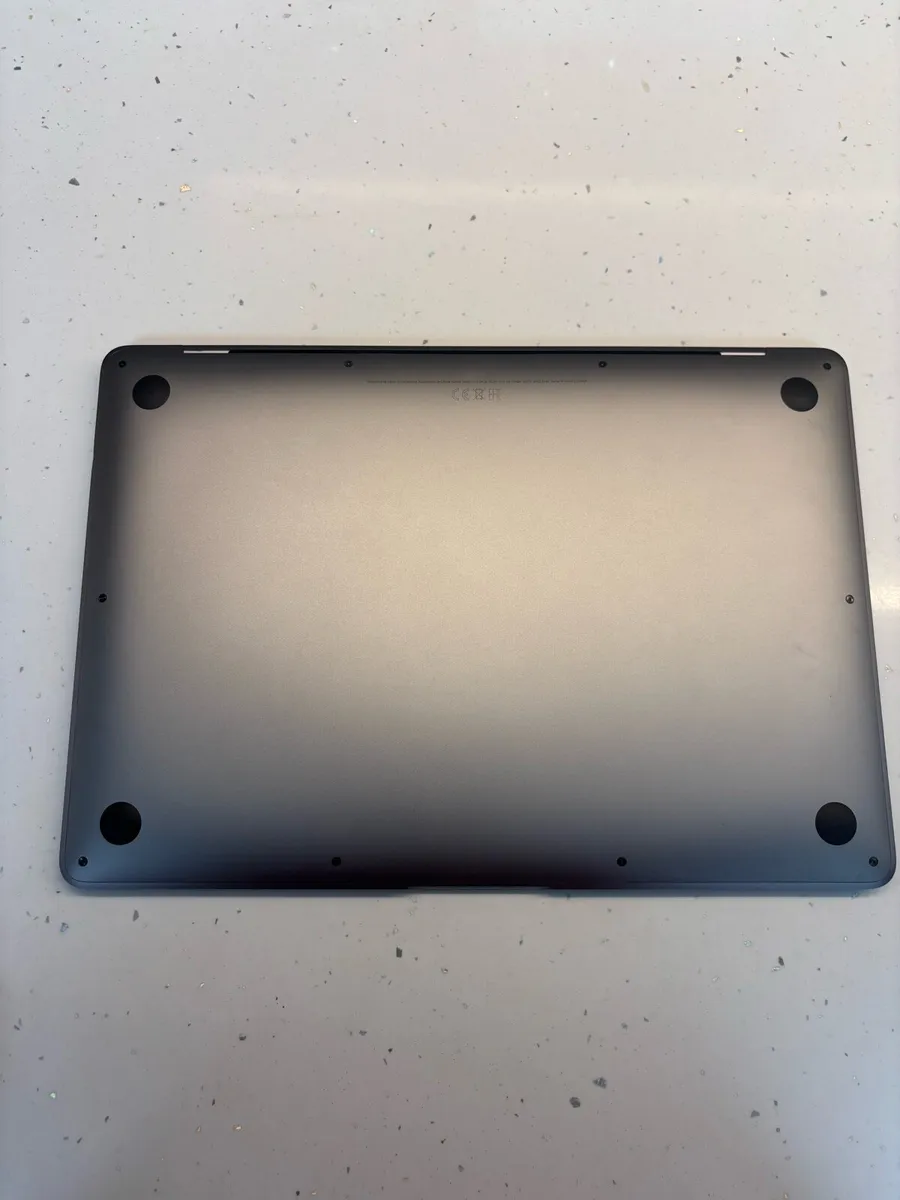 Apple MacBook Air 2020 - Image 4