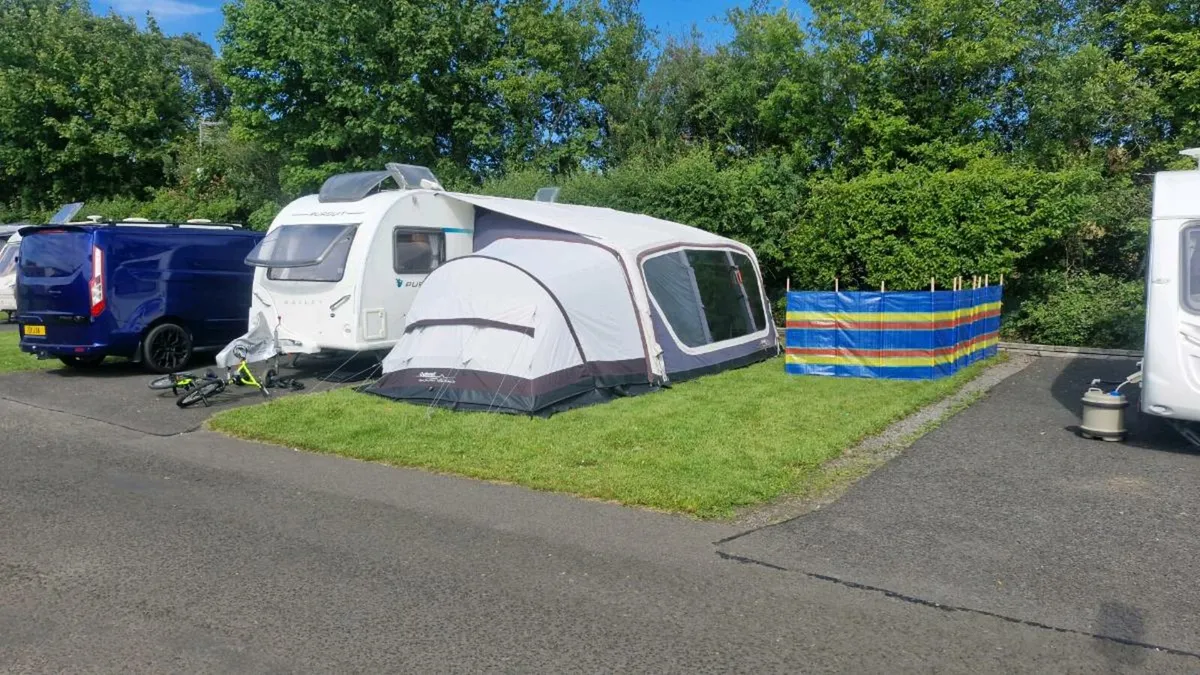 Caravan - Image 1