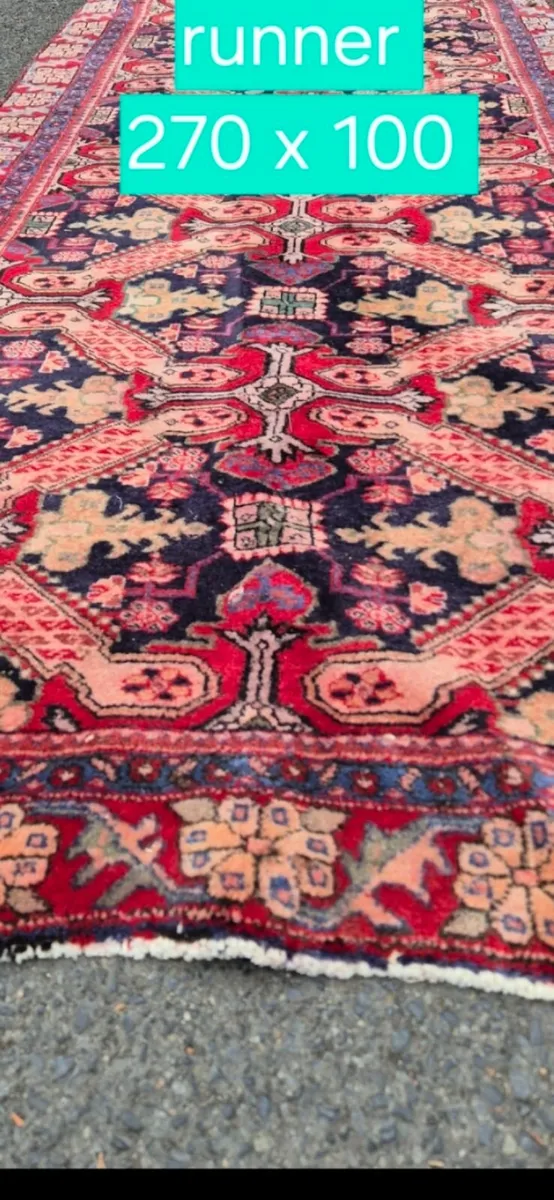 Hand woven rugs - Image 1