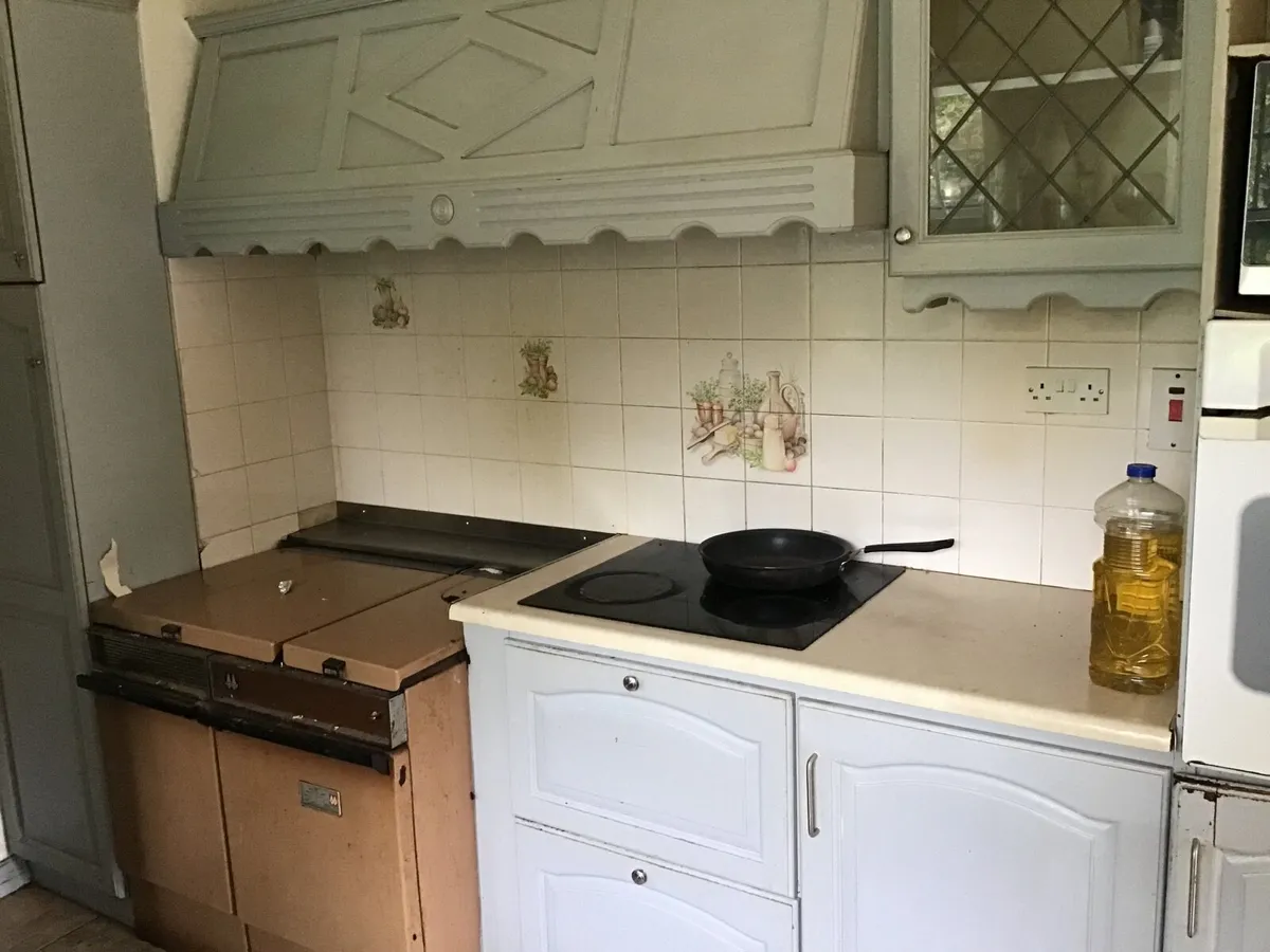 Kitchen - Image 4