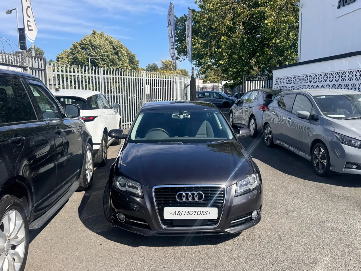 AUDI A3 1.4 PETROL AUTOMATIC - Image 3