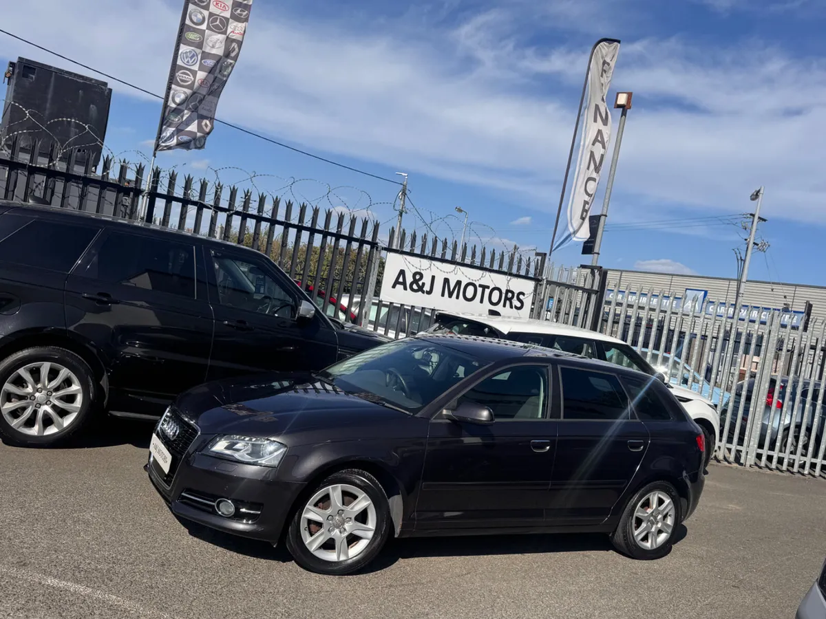 AUDI A3 1.4 PETROL AUTOMATIC - Image 2