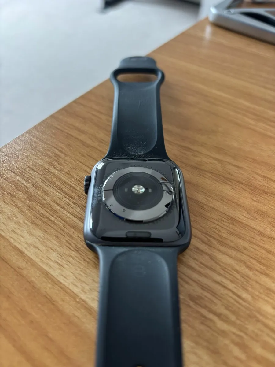 Apple Watch 4 - Image 4