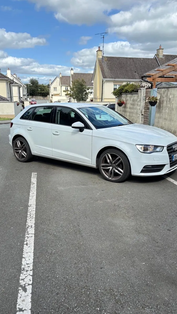 Car - Image 2