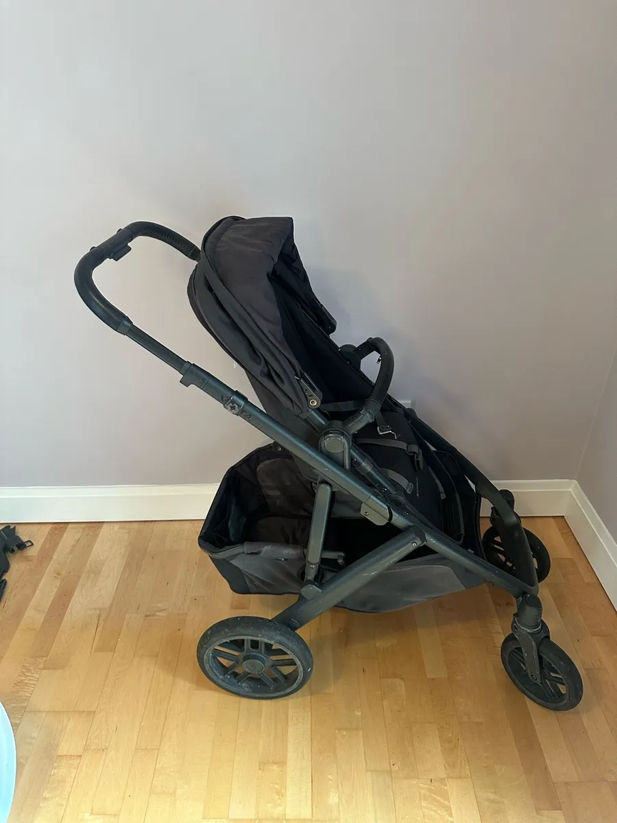 Uppa baby v2 - Image 2