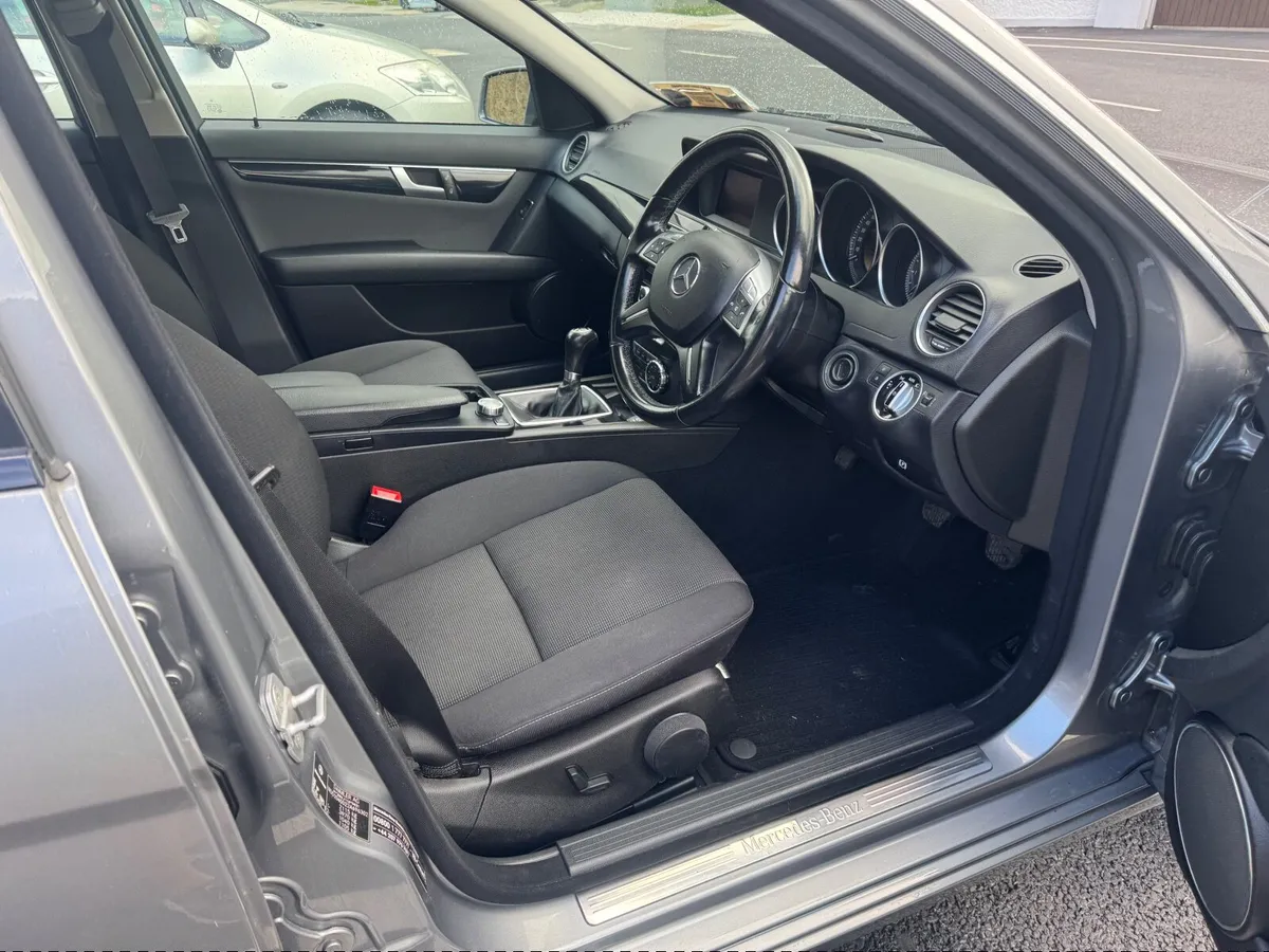 Mercedes-Benz C220 - €9900 Or Nearest Offer - Image 3