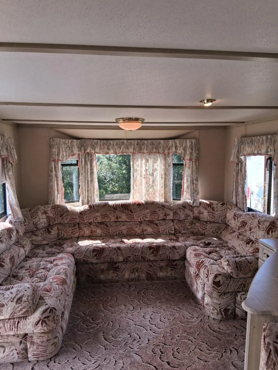 2 bedroom unit  mint condition for rent  esb in pr - Image 1